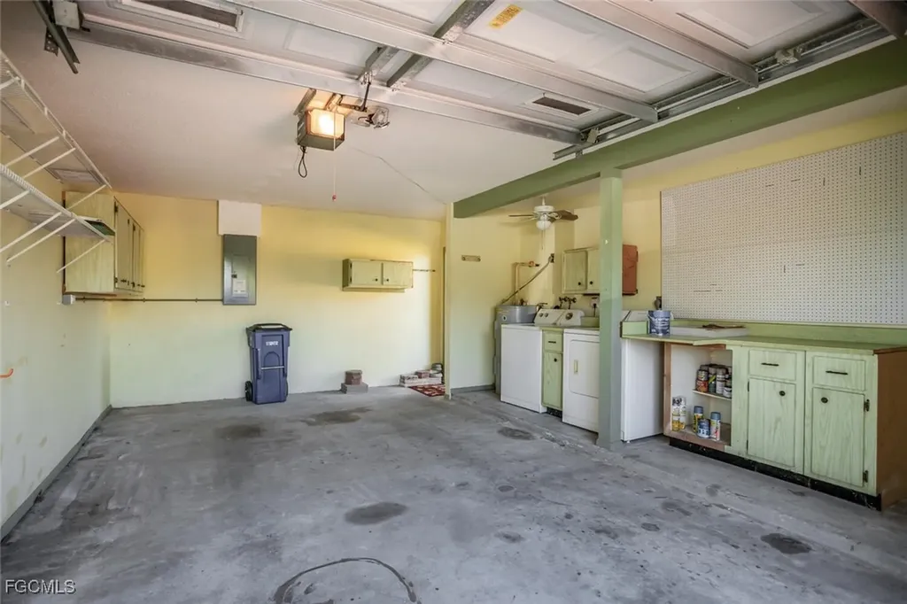 2164 Leisure Lane Fort Myers FL 33907