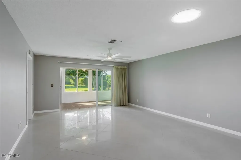 2164 Leisure Lane Fort Myers FL 33907