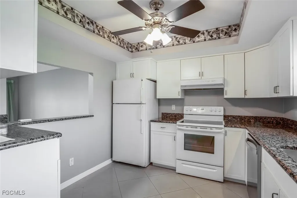 2164 Leisure Lane Fort Myers FL 33907