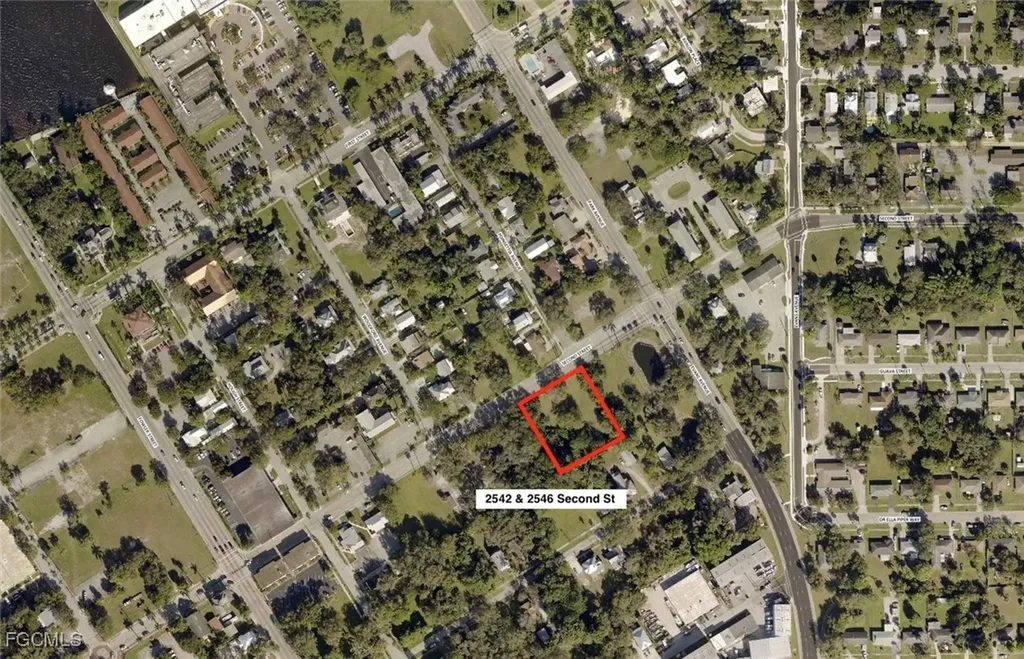 2542 And 2546 2nd Street Fort Myers FL 33901