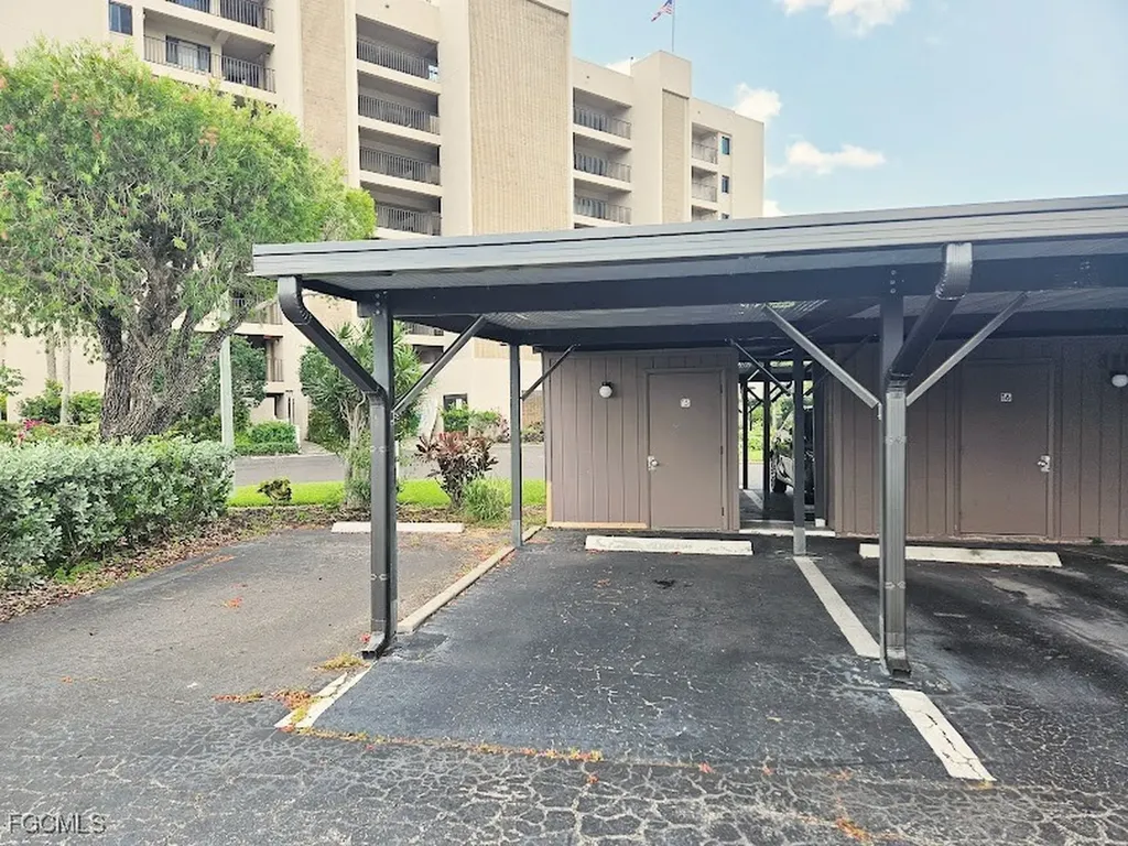 4510 N Key Drive North Fort Myers FL 33903