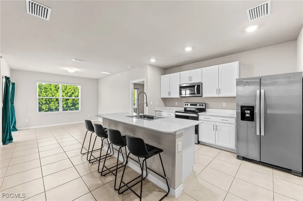 2259 SW 4th Street Cape Coral FL 33991