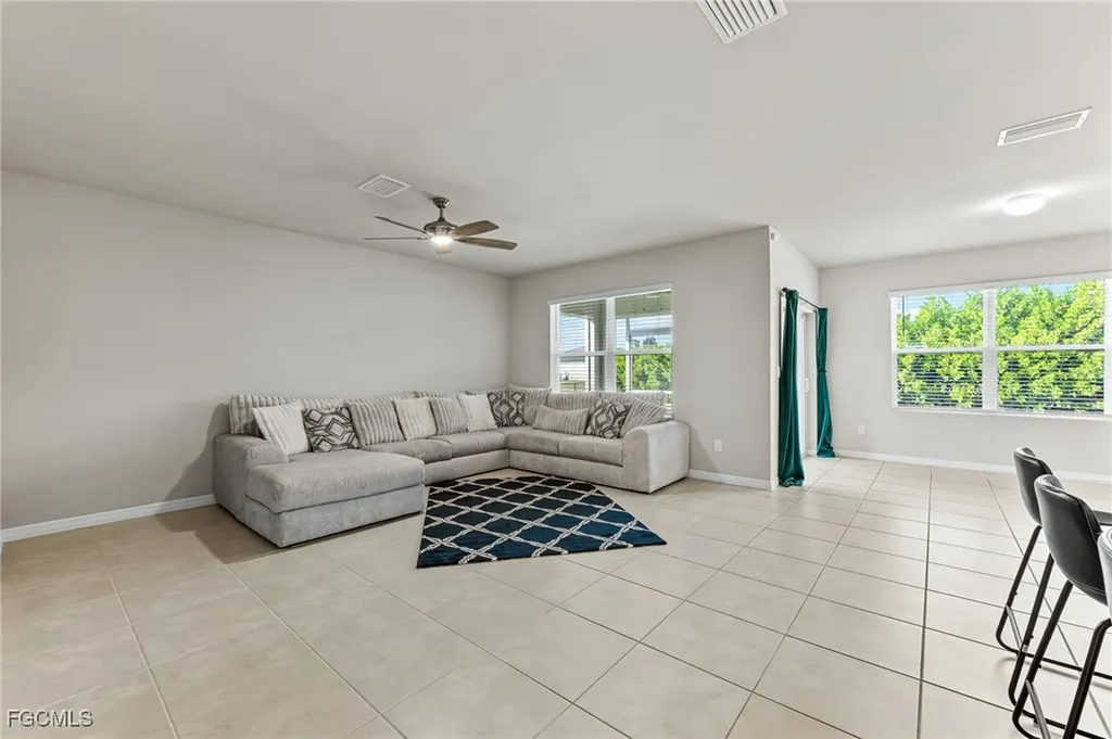 2259 SW 4th Street Cape Coral FL 33991