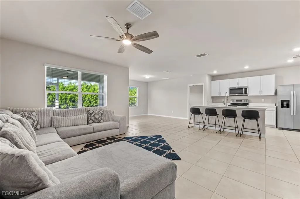 2259 SW 4th Street Cape Coral FL 33991