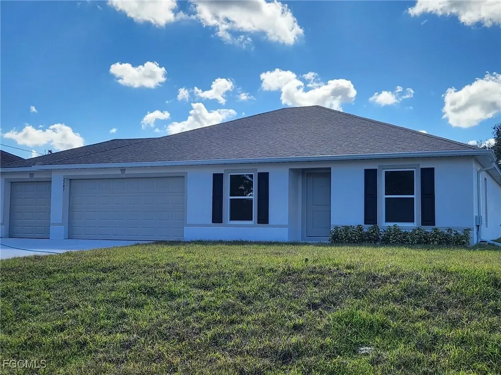 2707 7th Street SW Lehigh Acres FL 33976