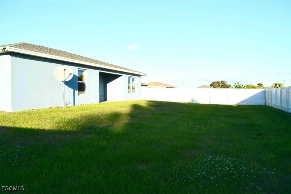 9006 Bamboo Circle Labelle FL 33935