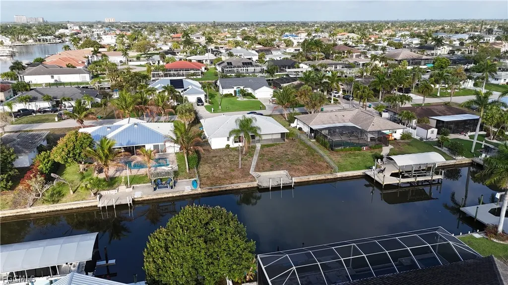 5367 Coral Avenue Cape Coral FL 33904