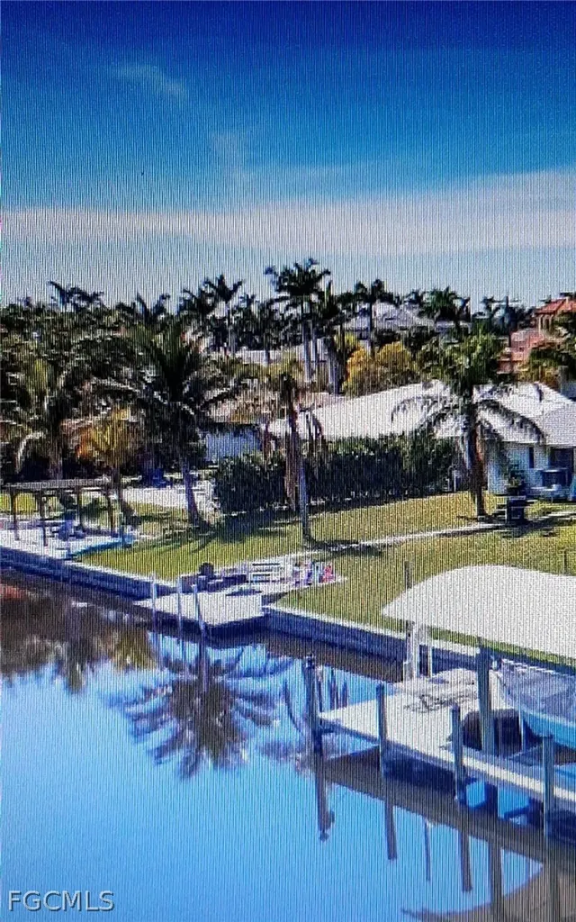 5367 Coral Avenue Cape Coral FL 33904