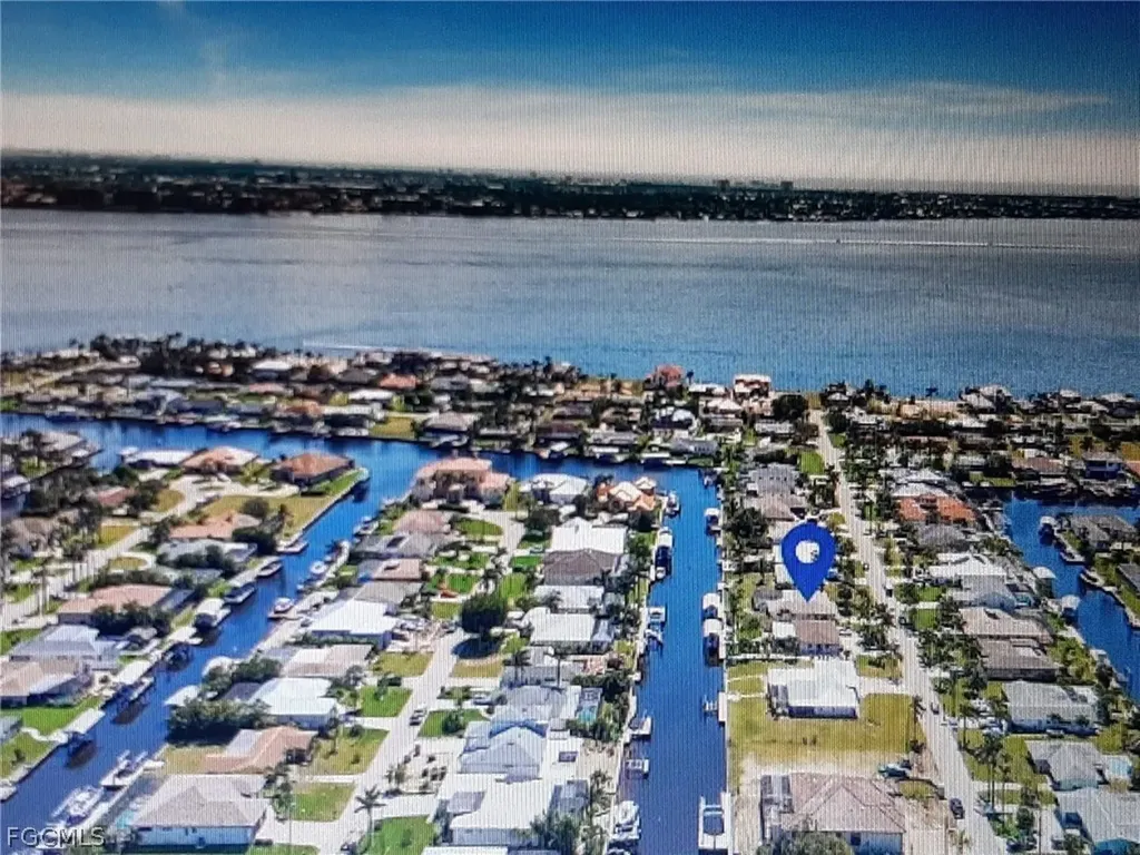 5367 Coral Avenue Cape Coral FL 33904