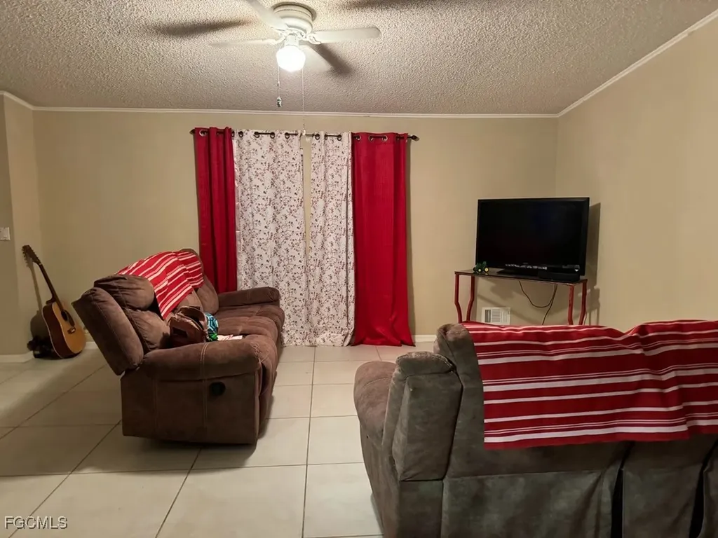 2463 Laurel Lane North Fort Myers FL 33917