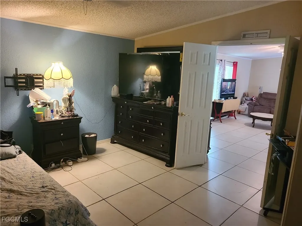 2463 Laurel Lane North Fort Myers FL 33917