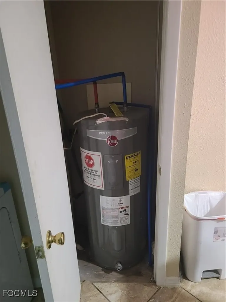 2463 Laurel Lane North Fort Myers FL 33917