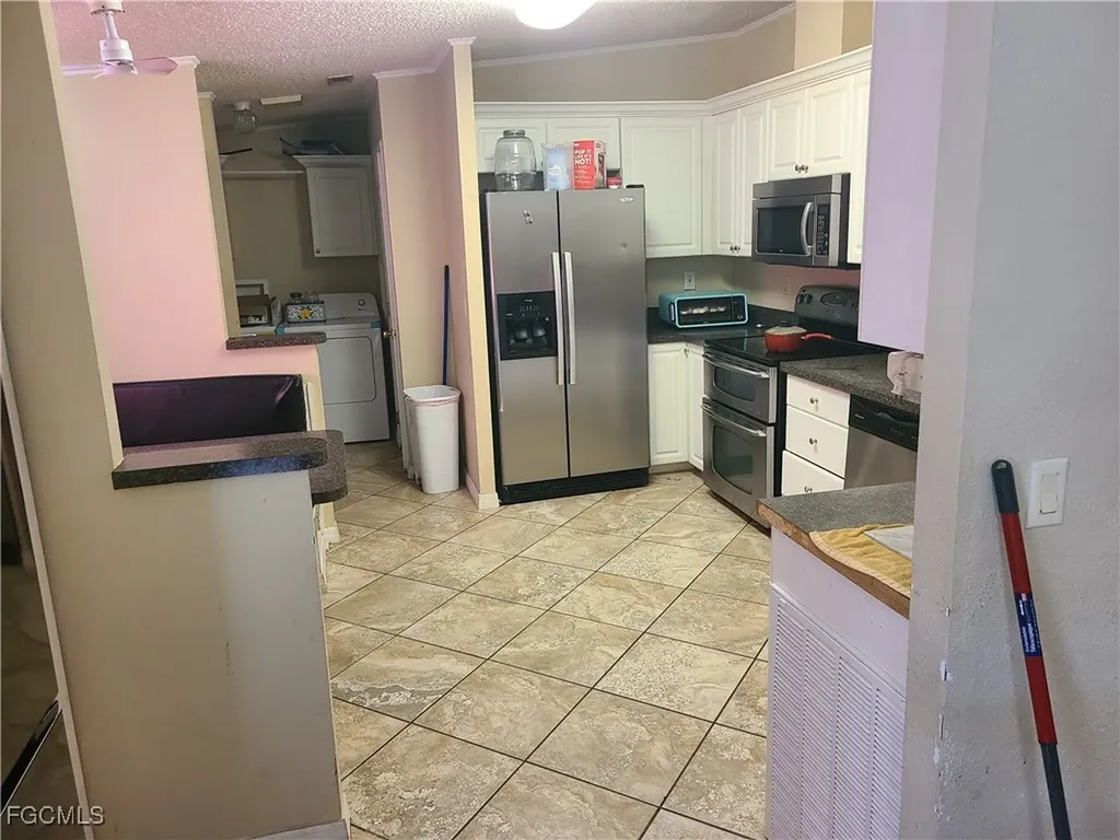 2463 Laurel Lane North Fort Myers FL 33917