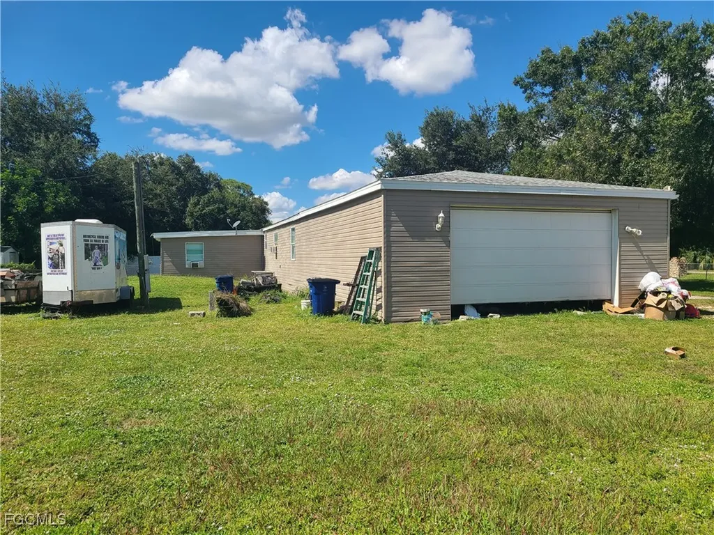 2463 Laurel Lane North Fort Myers FL 33917