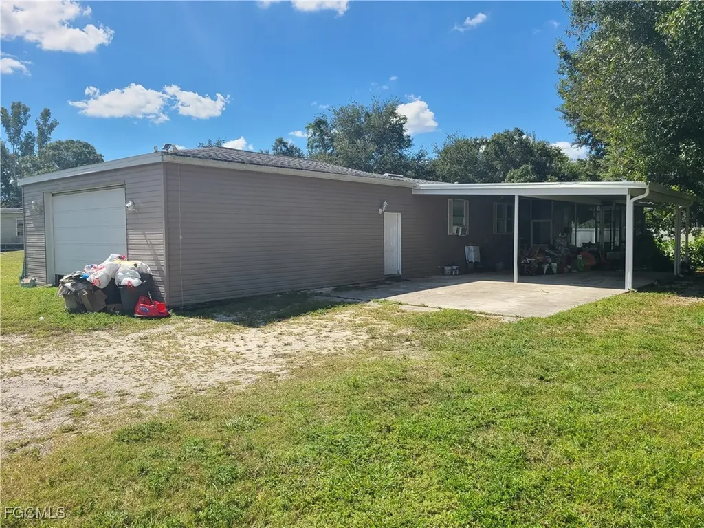 2463 Laurel Lane North Fort Myers FL 33917