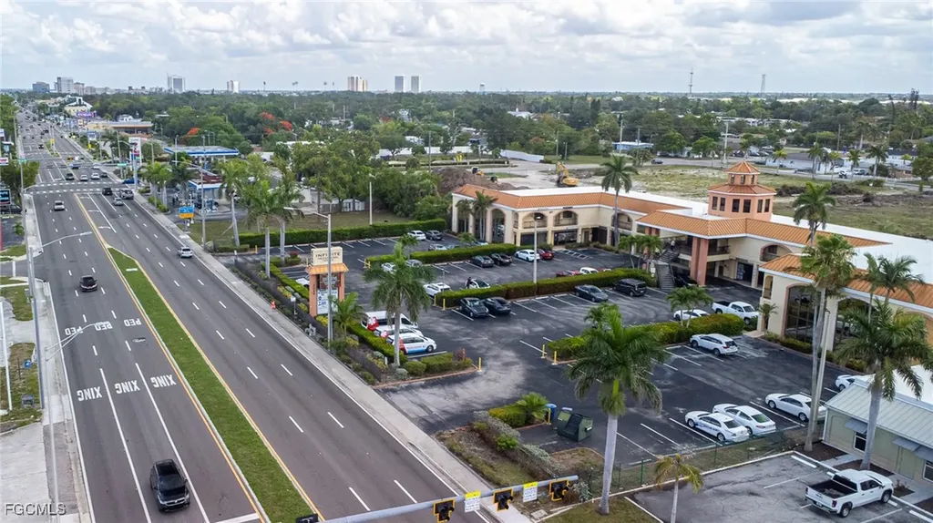 3049 Cleveland Avenue Fort Myers FL 33901