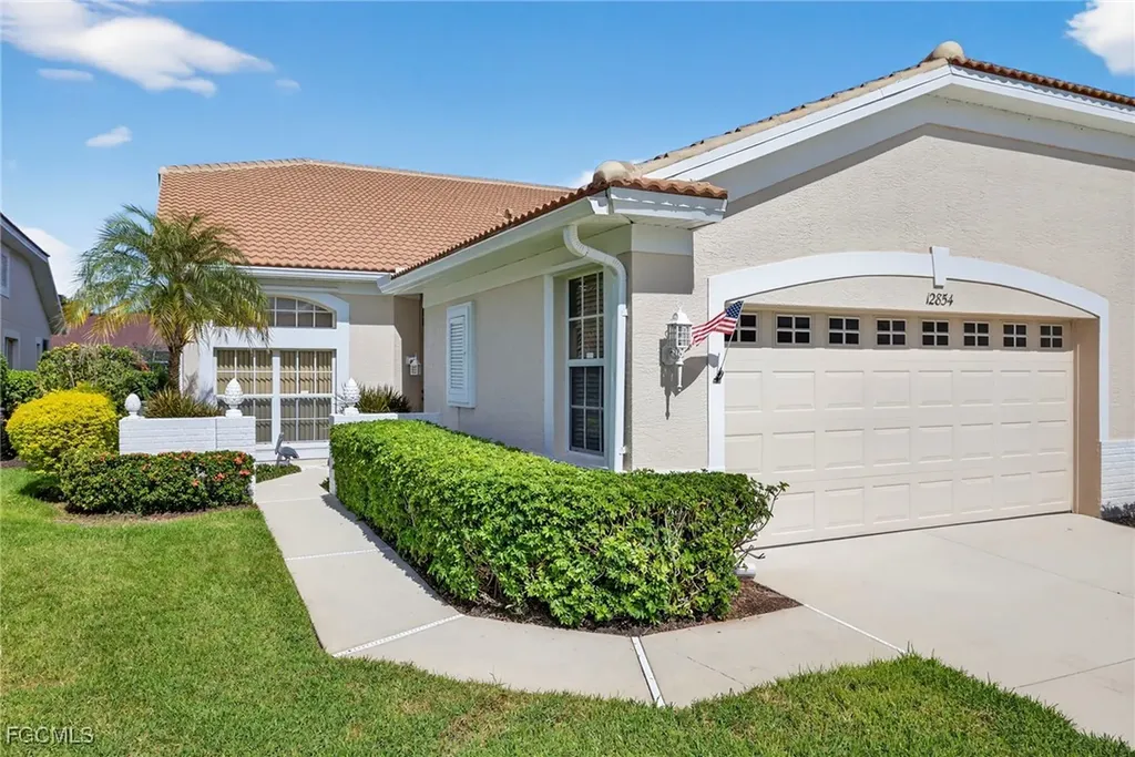 12854 Devonshire Lakes Circle Fort Myers FL 33913