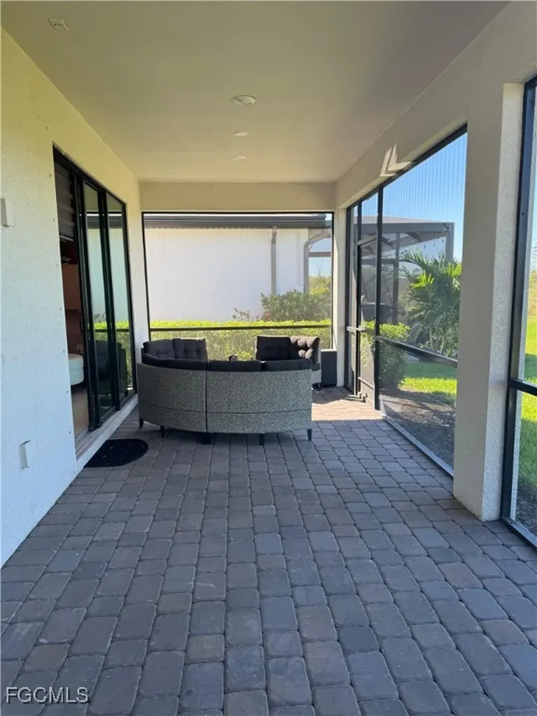 20036 Kingmont Drive Estero FL 33928