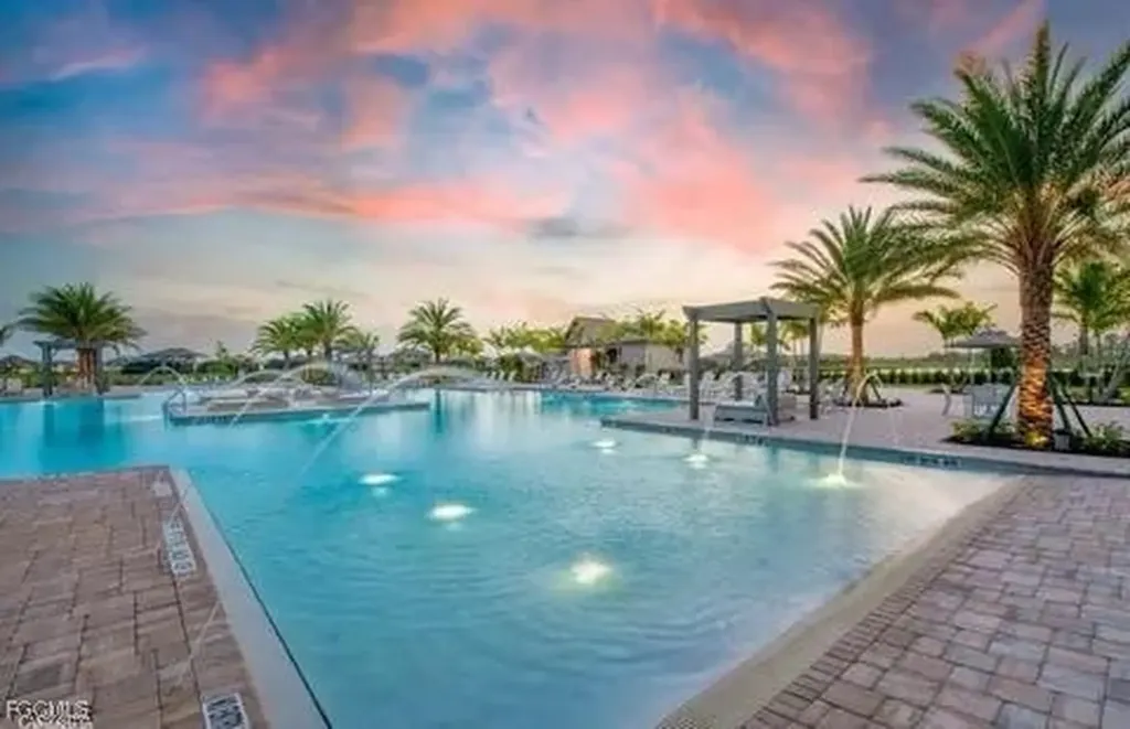 20036 Kingmont Drive Estero FL 33928