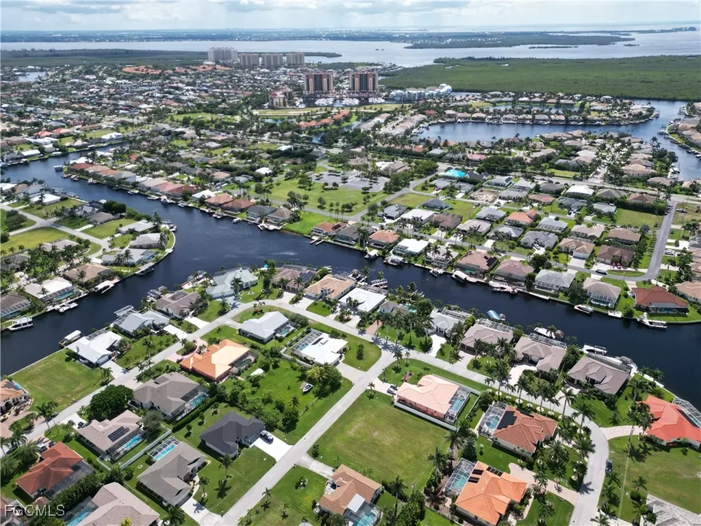 5304 SW 19th Place Cape Coral FL 33914