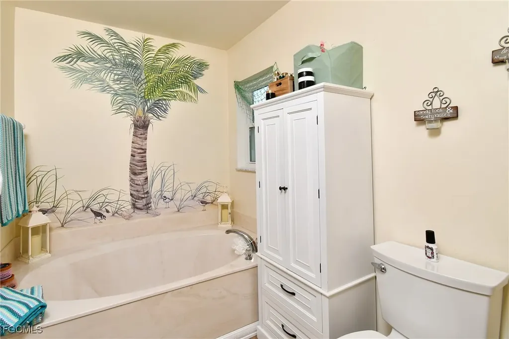 1306 SW 4th Place Cape Coral FL 33991