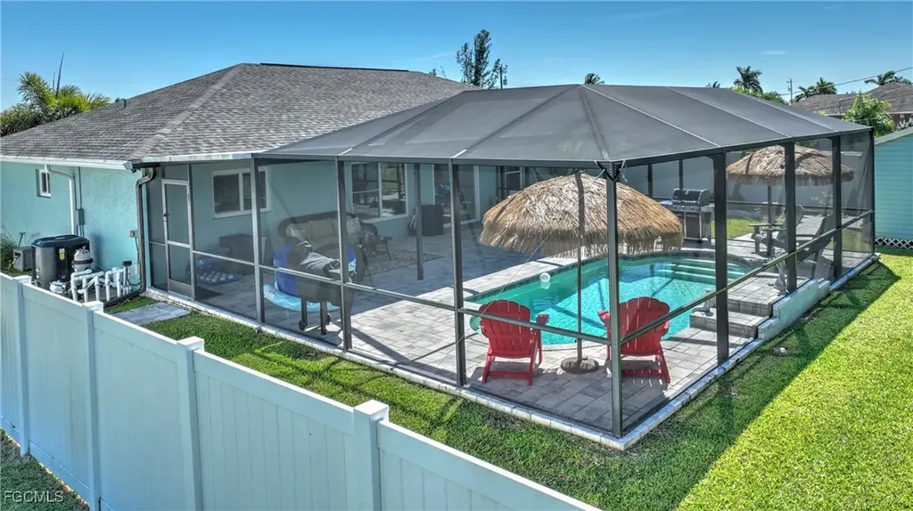 1306 SW 4th Place Cape Coral FL 33991