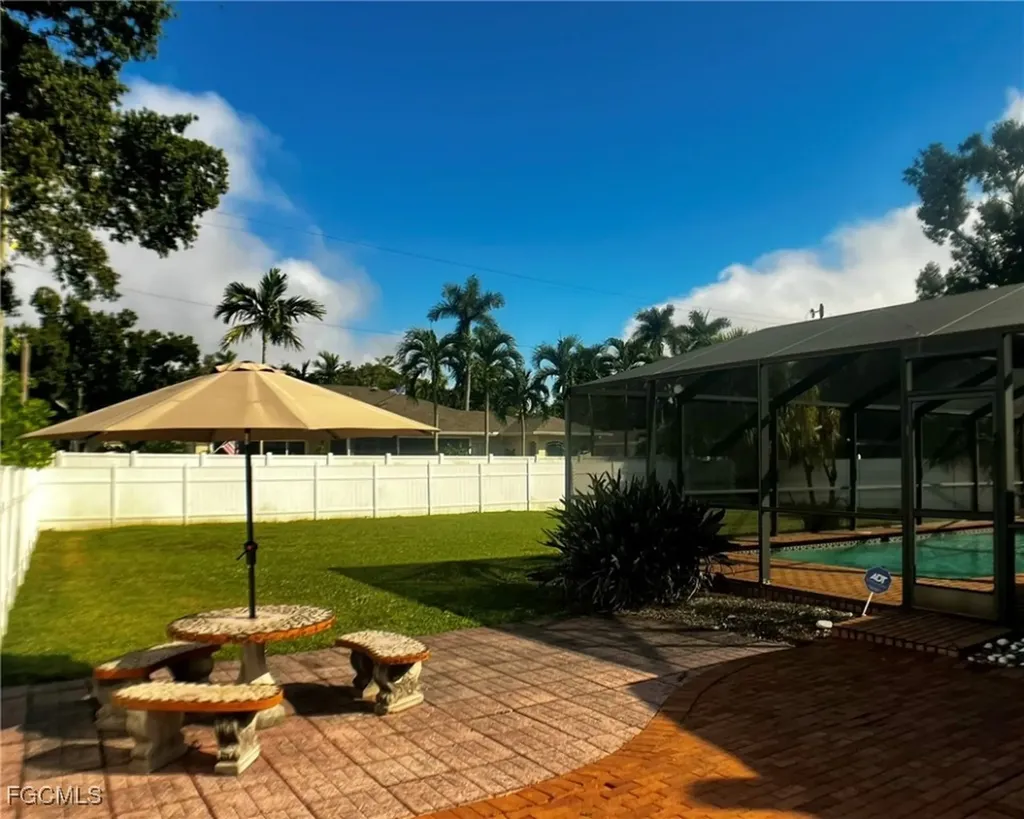 1263 Caloosa Drive Fort Myers FL 33901