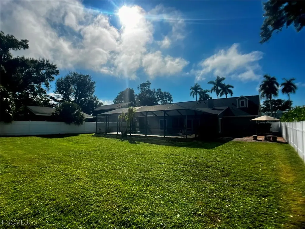 1263 Caloosa Drive Fort Myers FL 33901