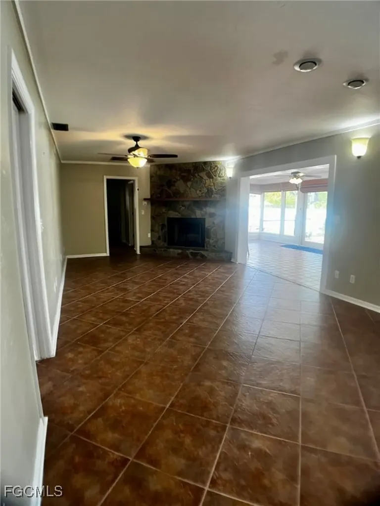 1263 Caloosa Drive Fort Myers FL 33901