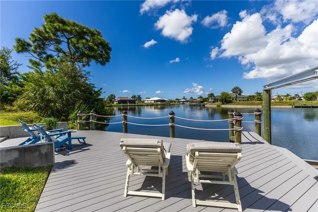 1705 SW 31st Lane Cape Coral FL 33914