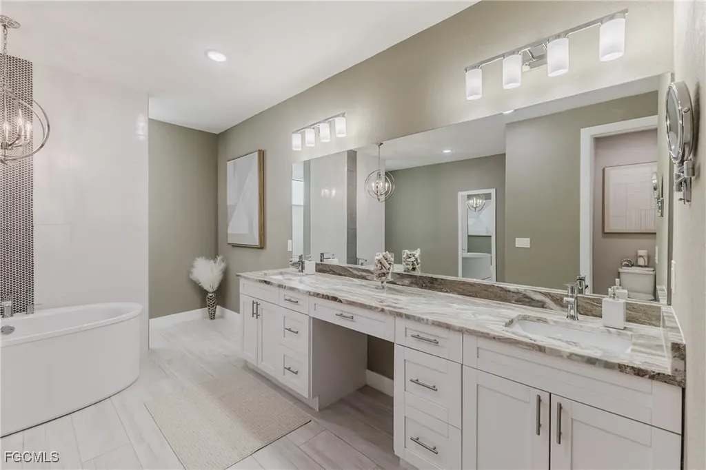 1705 SW 31st Lane Cape Coral FL 33914