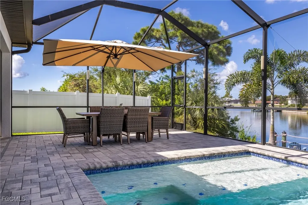 1705 SW 31st Lane Cape Coral FL 33914