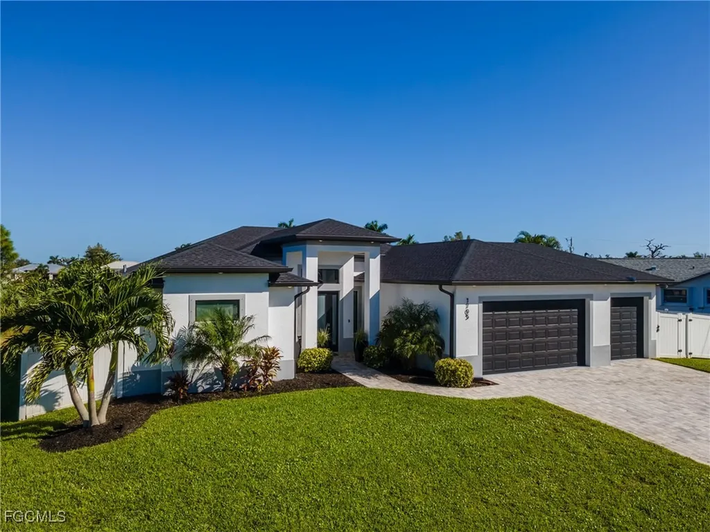1705 SW 31st Lane Cape Coral FL 33914