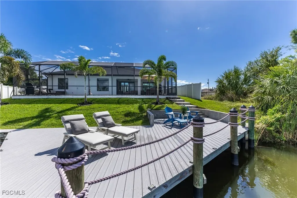 1705 SW 31st Lane Cape Coral FL 33914