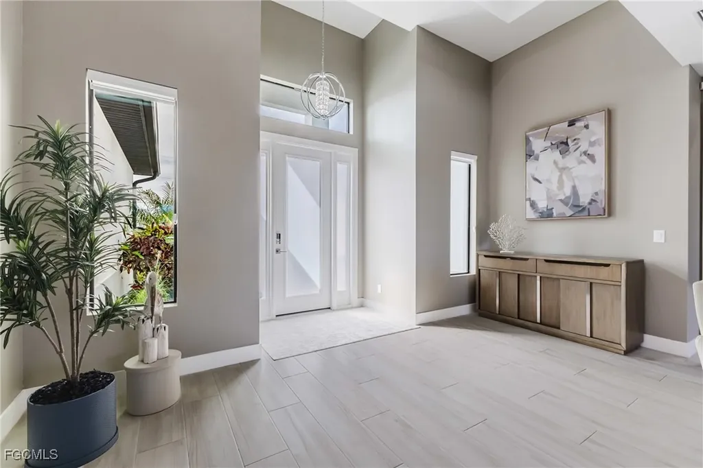 1705 SW 31st Lane Cape Coral FL 33914