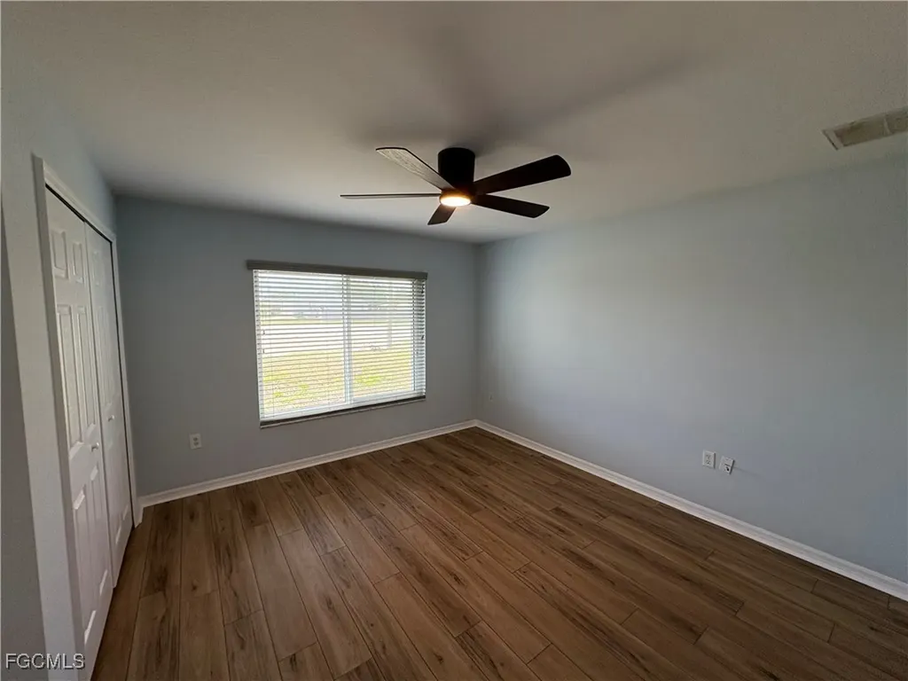 1417 NE 4th Place Cape Coral FL 33909
