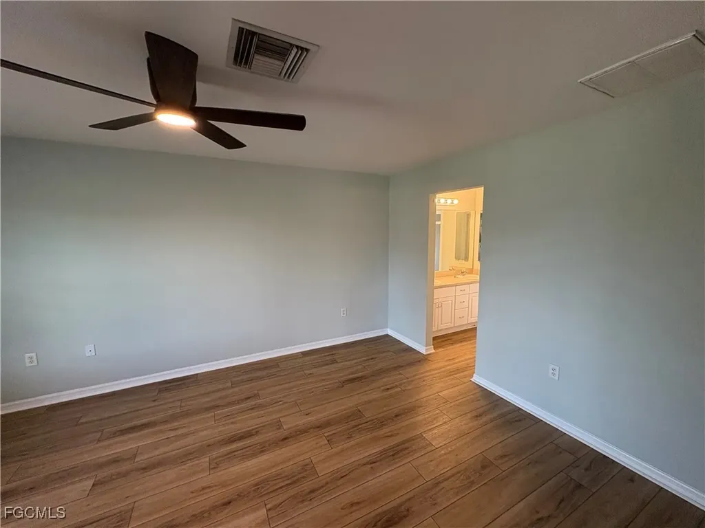 1417 NE 4th Place Cape Coral FL 33909