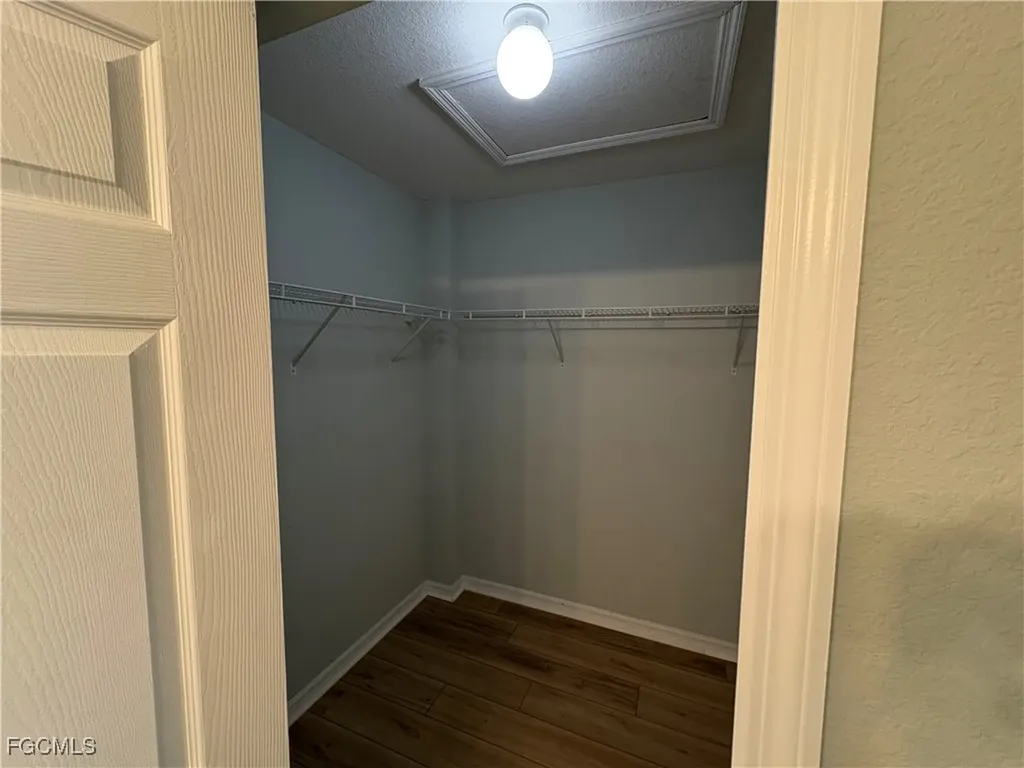 1417 NE 4th Place Cape Coral FL 33909