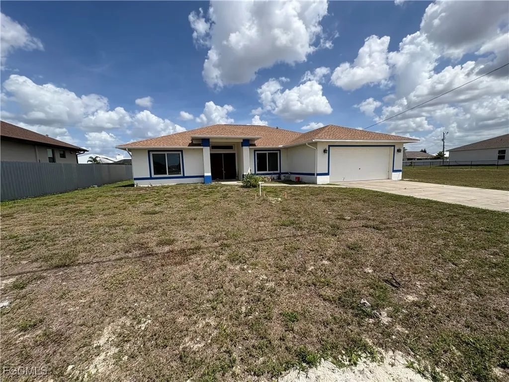 1417 NE 4th Place Cape Coral FL 33909