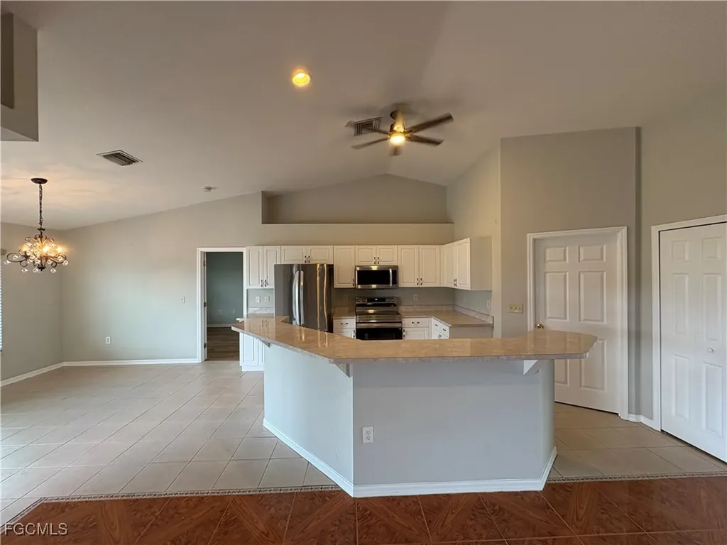 1417 NE 4th Place Cape Coral FL 33909