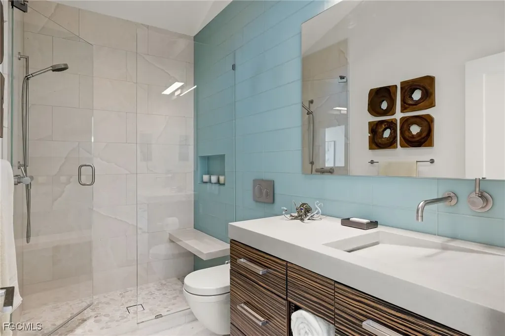 1290 Bay Drive Sanibel FL 33957