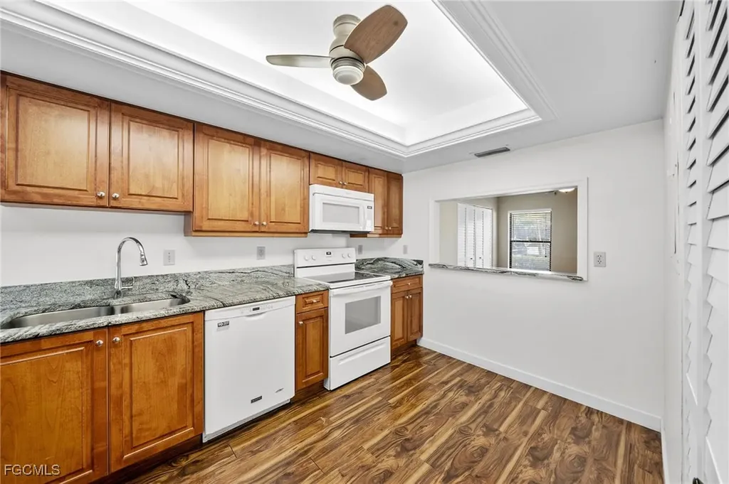 6979 Winkler Road Fort Myers FL 33919