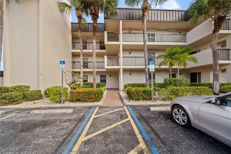 6979 Winkler Road Fort Myers FL 33919