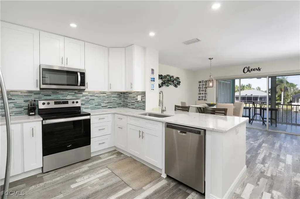 1739 SE 46th Lane Cape Coral FL 33904