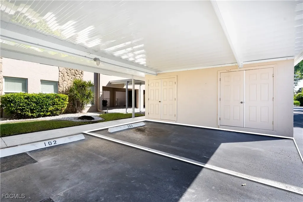 1739 SE 46th Lane Cape Coral FL 33904