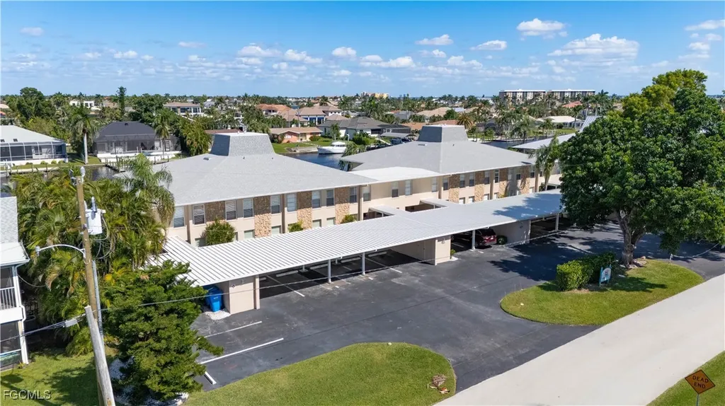 1739 SE 46th Lane Cape Coral FL 33904