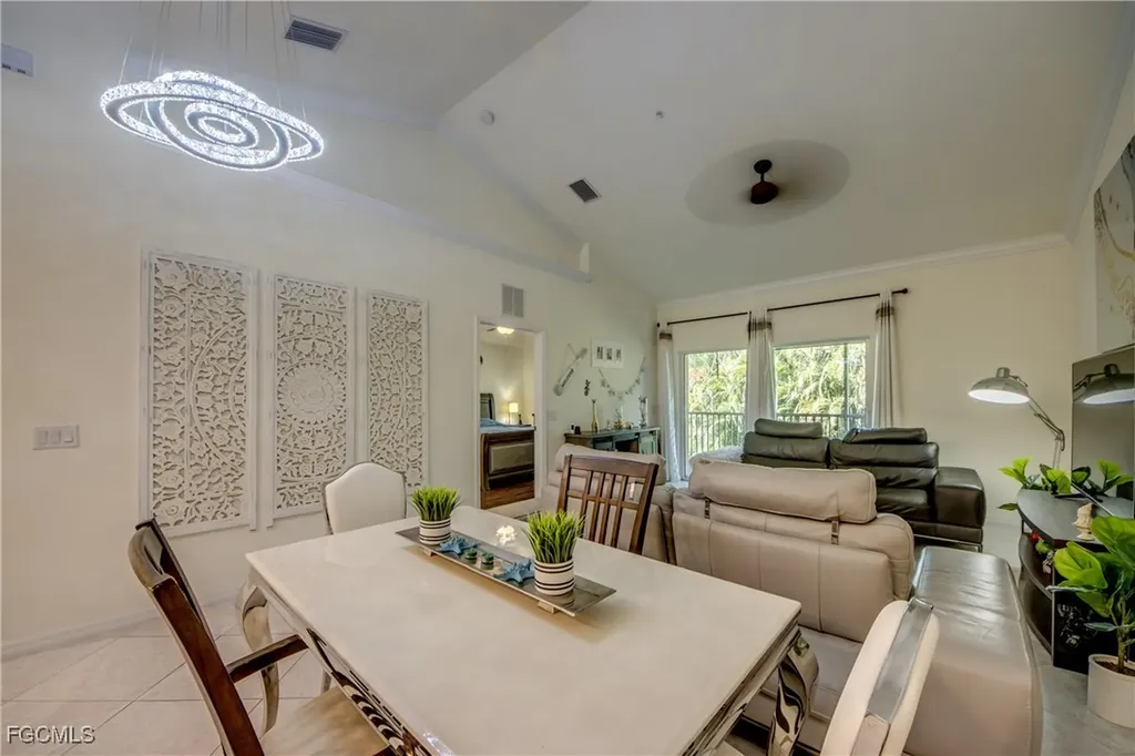 1051 Winding Pines Circle Cape Coral FL 33909