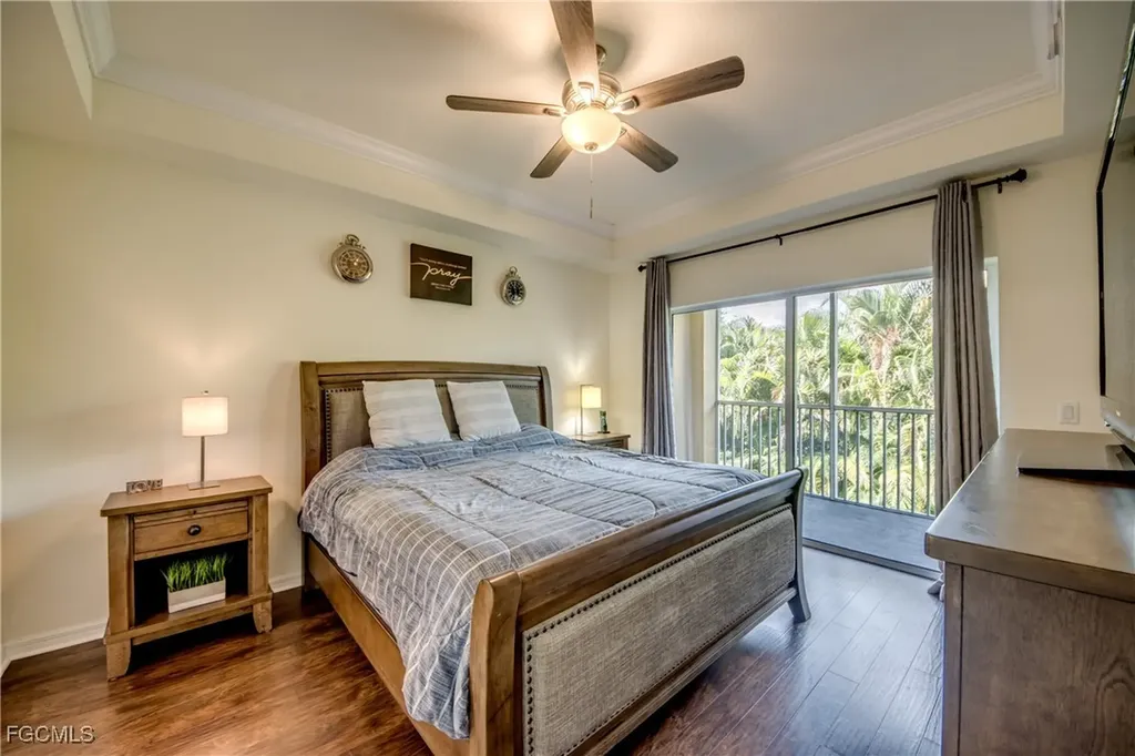 1051 Winding Pines Circle Cape Coral FL 33909