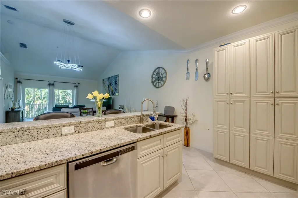 1051 Winding Pines Circle Cape Coral FL 33909