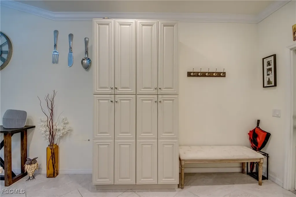 1051 Winding Pines Circle Cape Coral FL 33909